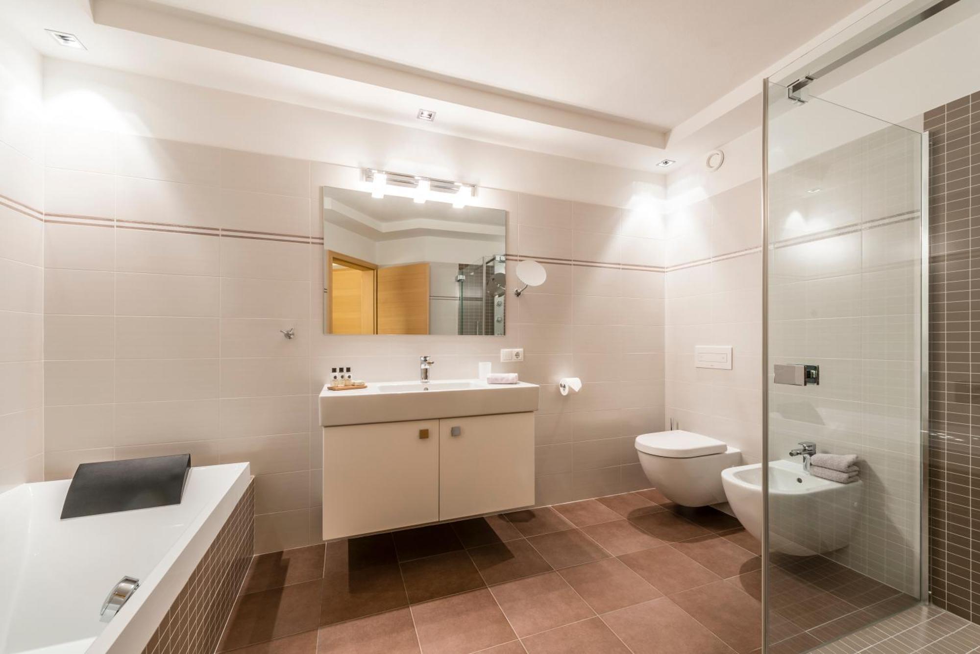 Avita - Suites To Relax Ortisei Exterior photo