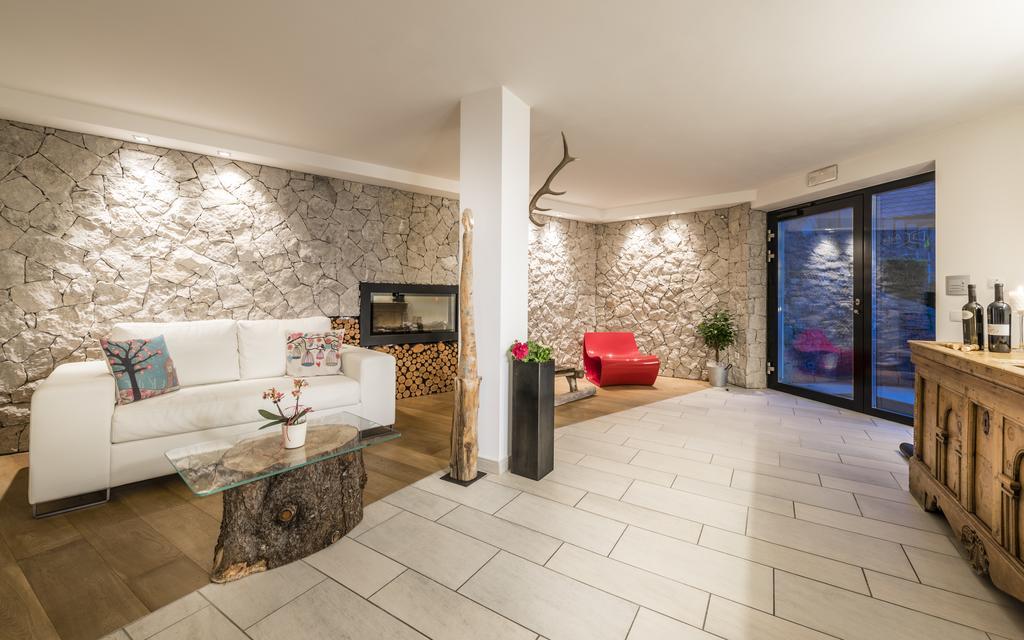 Avita - Suites To Relax Ortisei Exterior photo